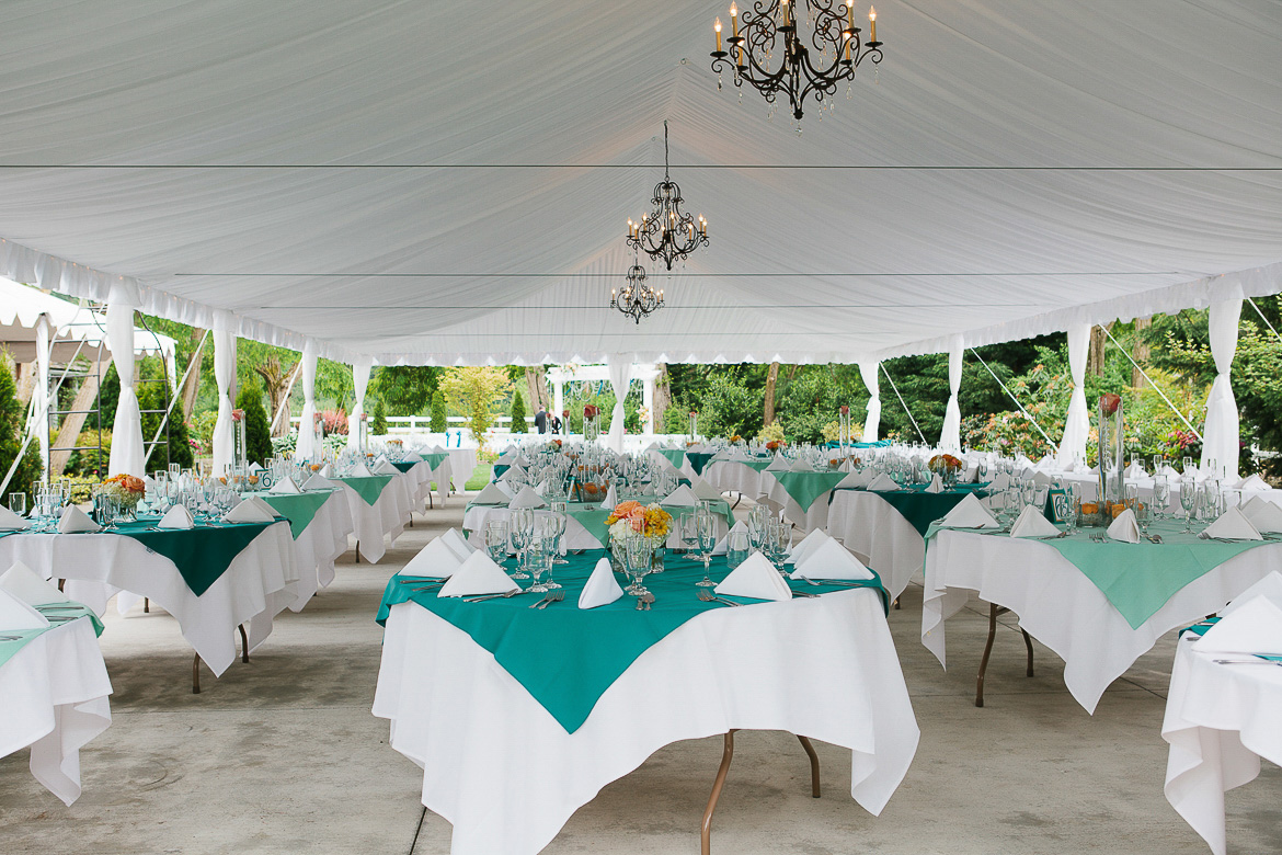 Reception tables at summer wedding at Laurel Creek Manor in Sumner, WA