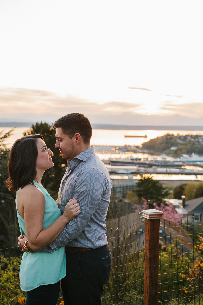 Seattle couple during sunset photo session on Upper Queen Anne at Marshall Park